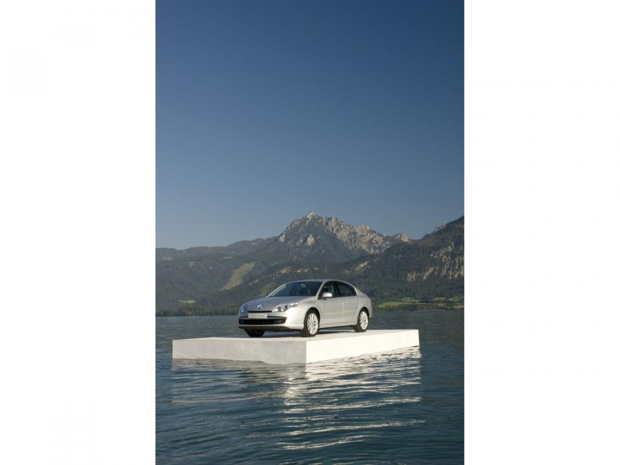  Renault Laguna III 2007 года  (фото 43 из 92)